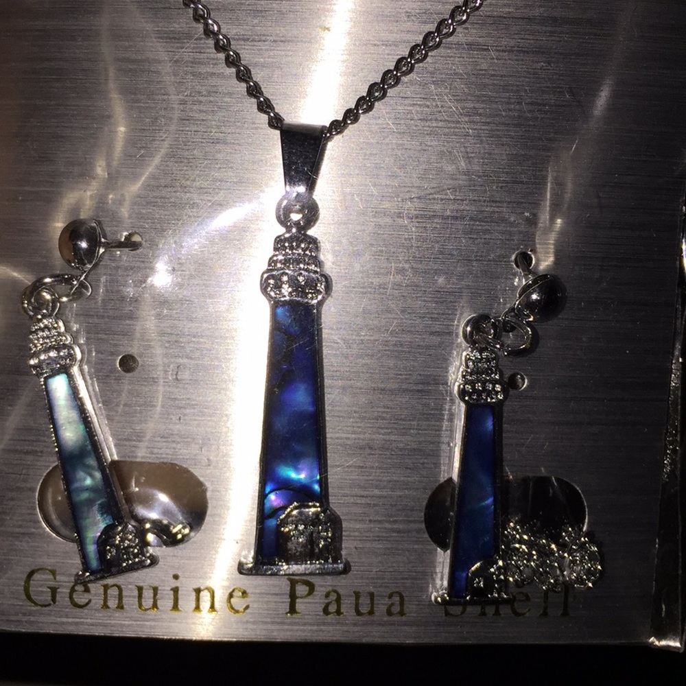 Genuine Paua shell necklace and earrings set